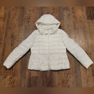 T Tahari Women's Puffer with ruffle hem detail